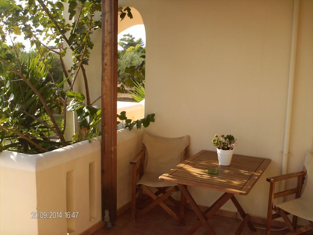 Tompras Village Paralia Demonias 部屋 写真